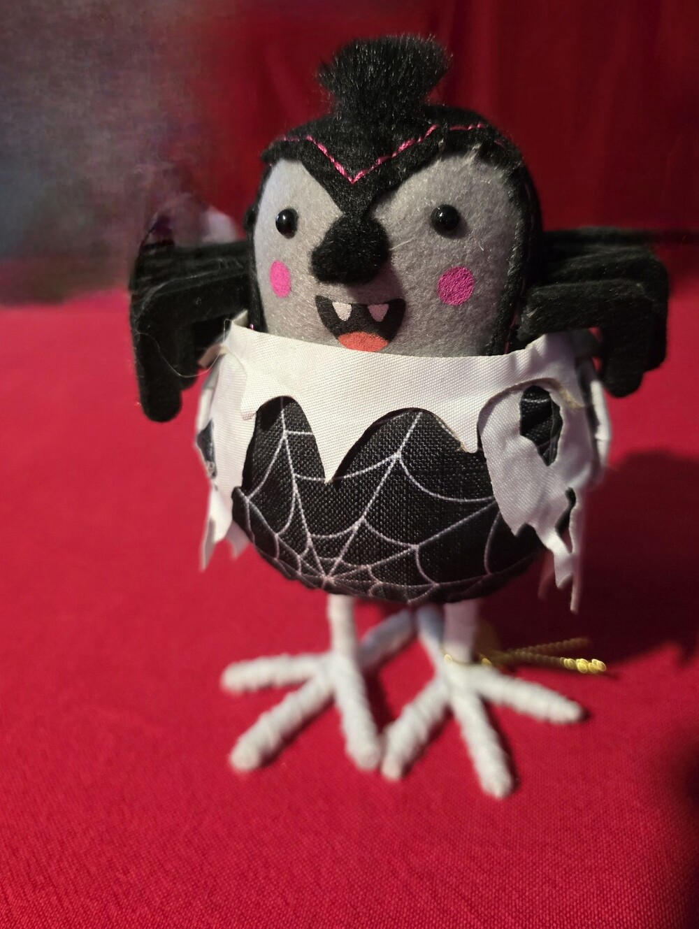 Target-  2024 Featherly Friends-Skitter